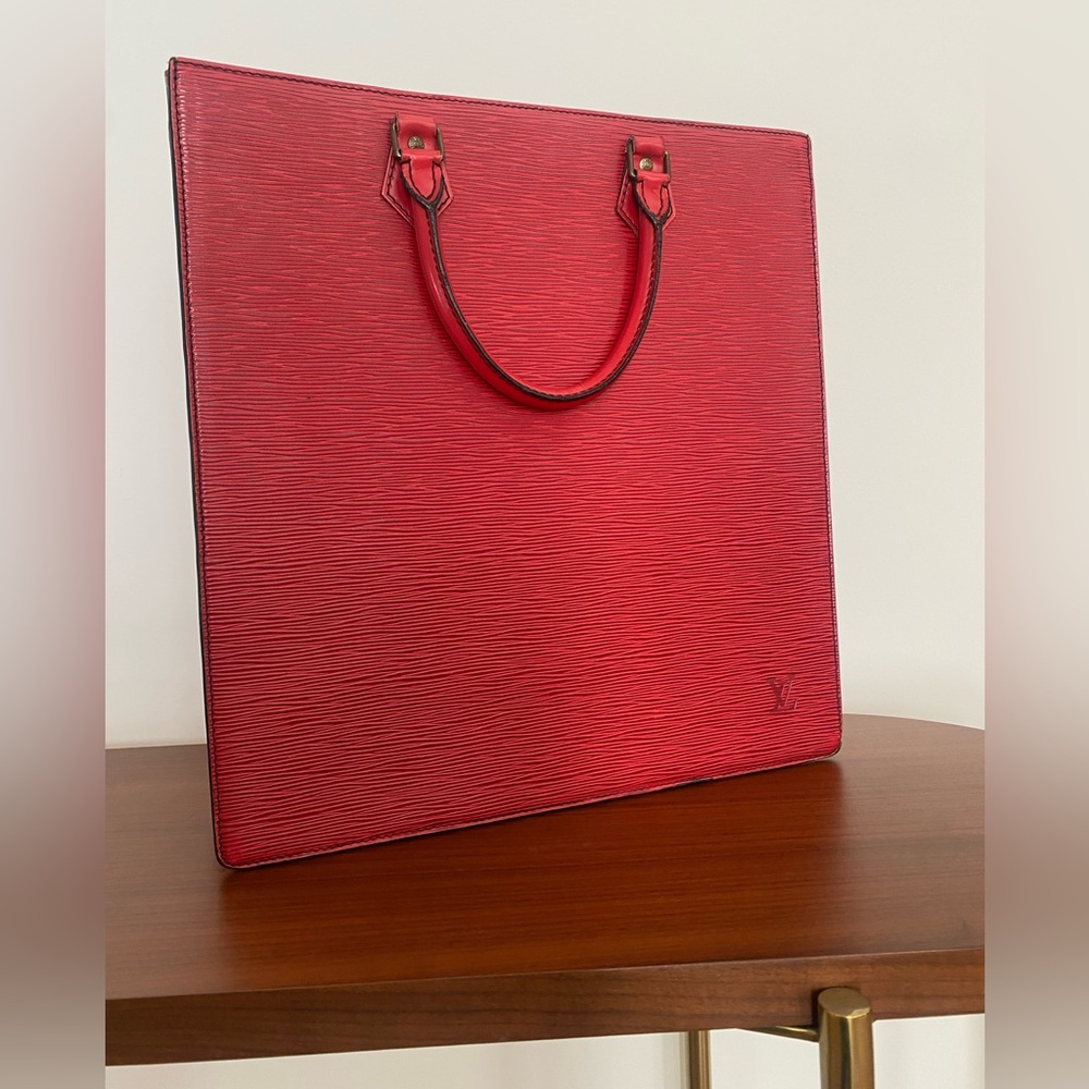 Louis Vuitton Red Epi Sac Plat Handbag